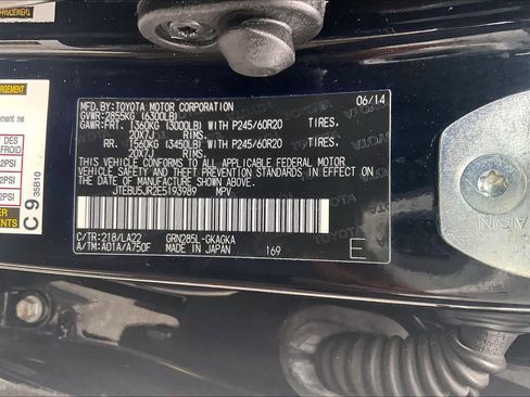 Used 2014 Toyota 4Runner Limited AWD/4WD image 38