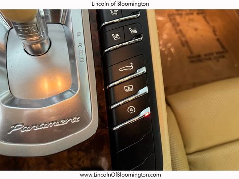 Used 2013 Porsche Panamera Turbo image 40