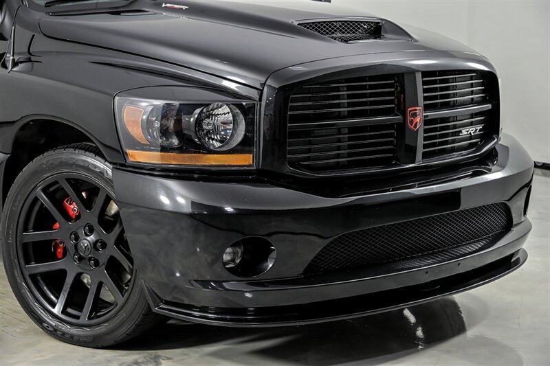 Used 2006 Dodge Ram 1500 Truck 2WD Regular Cab w/ Communication Pkg image 2