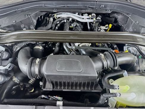 New 2026 Lincoln Aviator AWD image 32