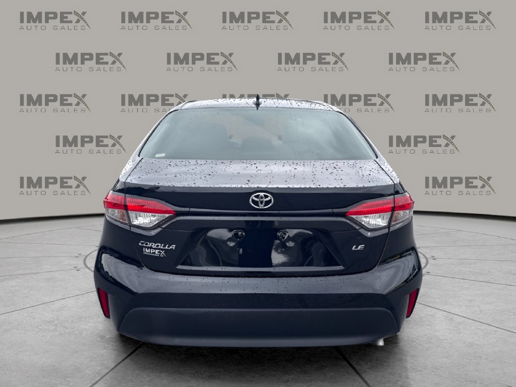 Used 2024 Toyota Corolla LE FWD image 5