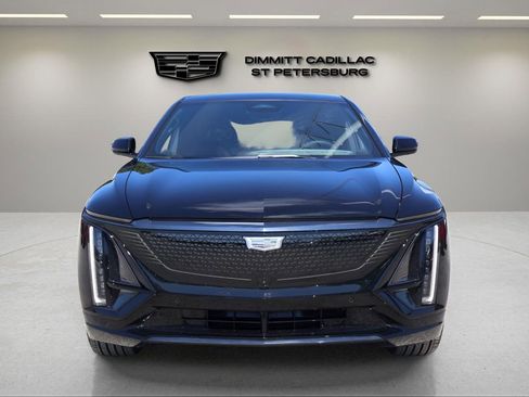 New 2026 Cadillac Lyriq Sport image 8