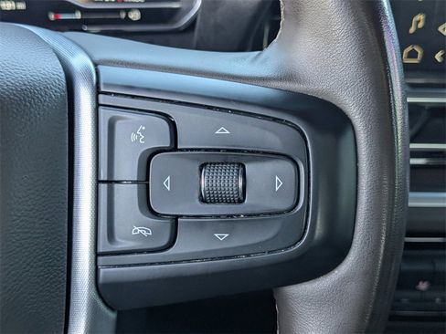 Used 2023 GMC Sierra 1500 SLT w/ X31 Off-Road Package image 28