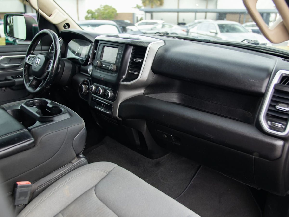 Used 2020 RAM 1500 Big Horn AWD/4WD image 24