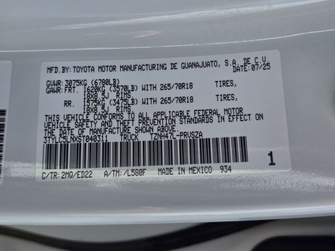 Used 2025 Toyota Tacoma TRD Pro image 38