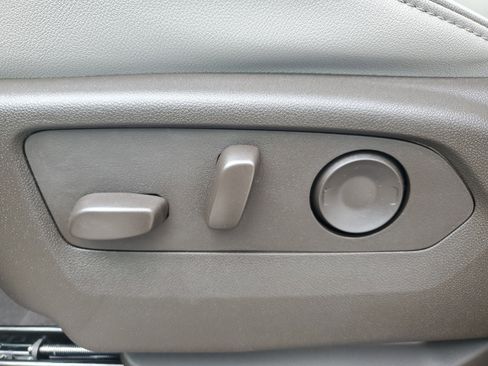 New 2026 GMC Yukon Elevation image 20