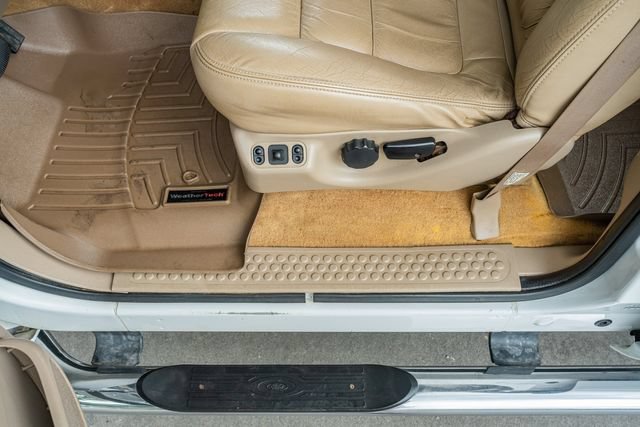 Used 2001 Ford F350 Lariat AWD/4WD image 18