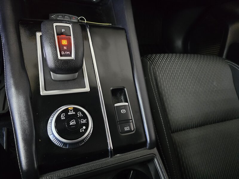 Used 2024 Mitsubishi Outlander ES FWD image 22