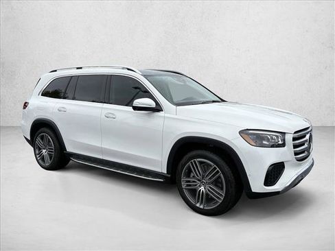 New 2026 Mercedes-Benz GLS 450 4MATIC image 4