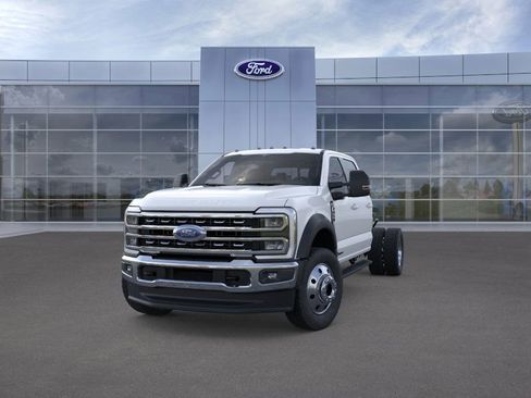 New 2026 Ford F450 Lariat image 2