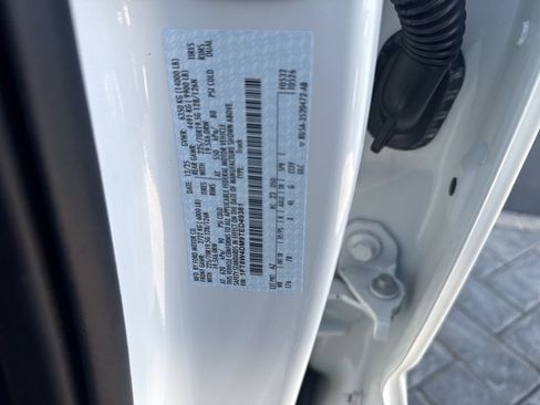 Used 2026 Ford F450 Platinum w/ FX4 Off-Road Package image 38