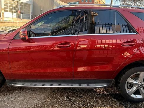 Used 2018 Mercedes-Benz GLE 350 GLE 350 Sport Utility 4D w/ Parking Assist Package image 8