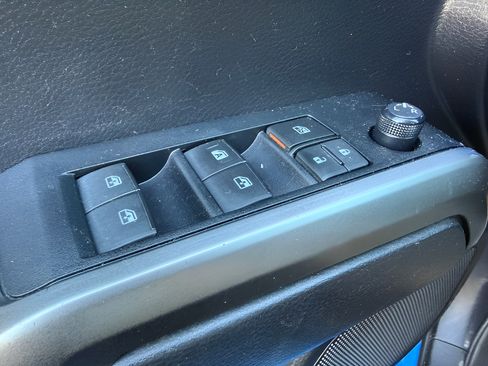 Used 2021 Toyota Tacoma SR5 RWD image 24