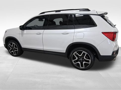 Used 2023 Honda Passport Elite image 7