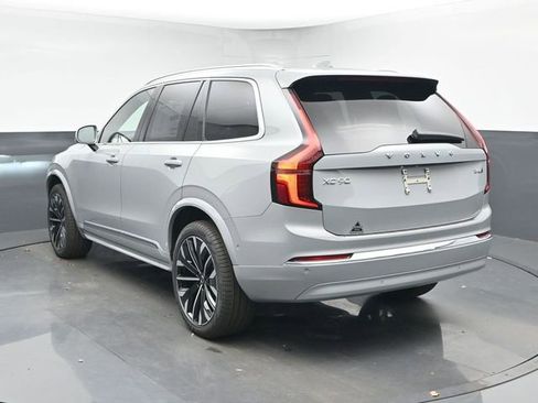 New 2026 Volvo XC90 B6 Plus w/ Protection Package Premier image 6