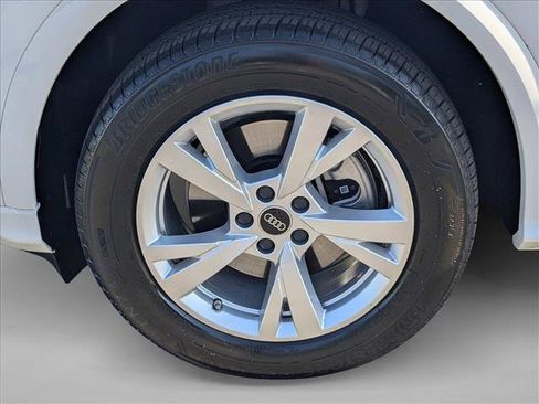 Certified 2025 Audi Q5 Premium w/ Convenience Package AWD/4WD image 22