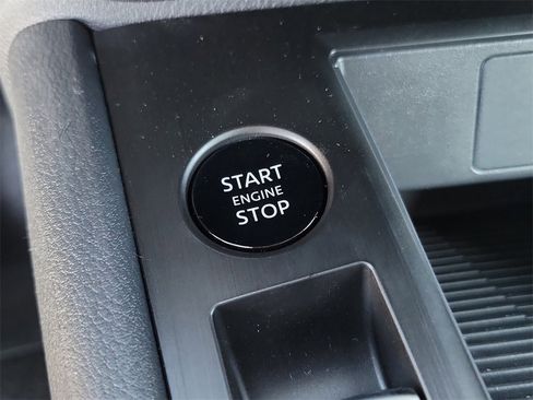 New 2026 Nissan Kicks S image 9