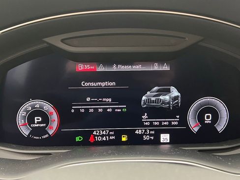 Used 2019 Audi Q8 Prestige w/ Luxury Package image 16