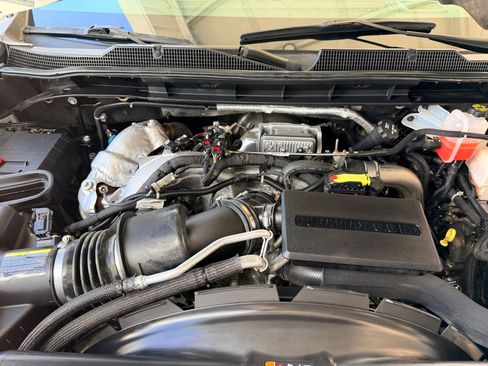 Used 2022 Chevrolet Silverado 3500 LTZ w/ LTZ Convenience Package image 22