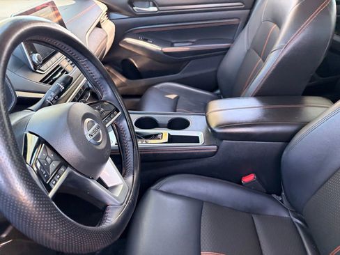 Used 2020 Nissan Altima 2.5 SR FWD image 18