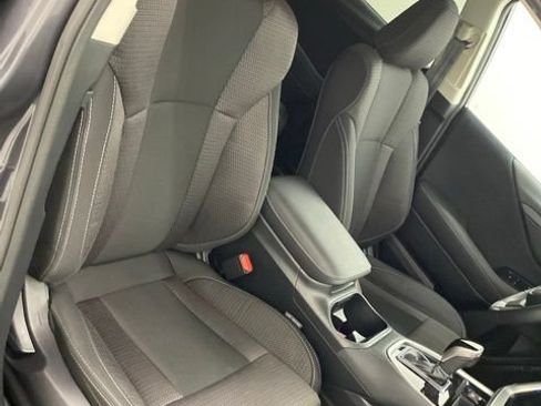 Used 2025 Subaru Outback Premium AWD/4WD image 32