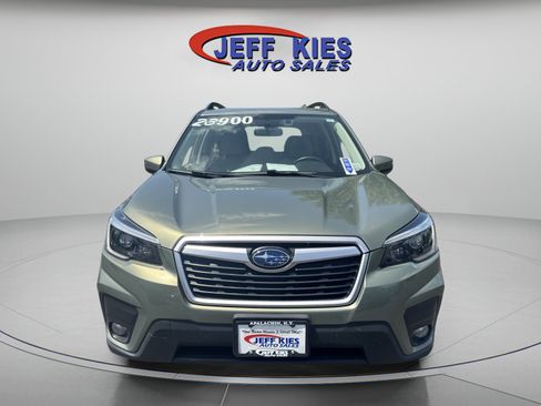 Used 2021 Subaru Forester Premium AWD/4WD image 2