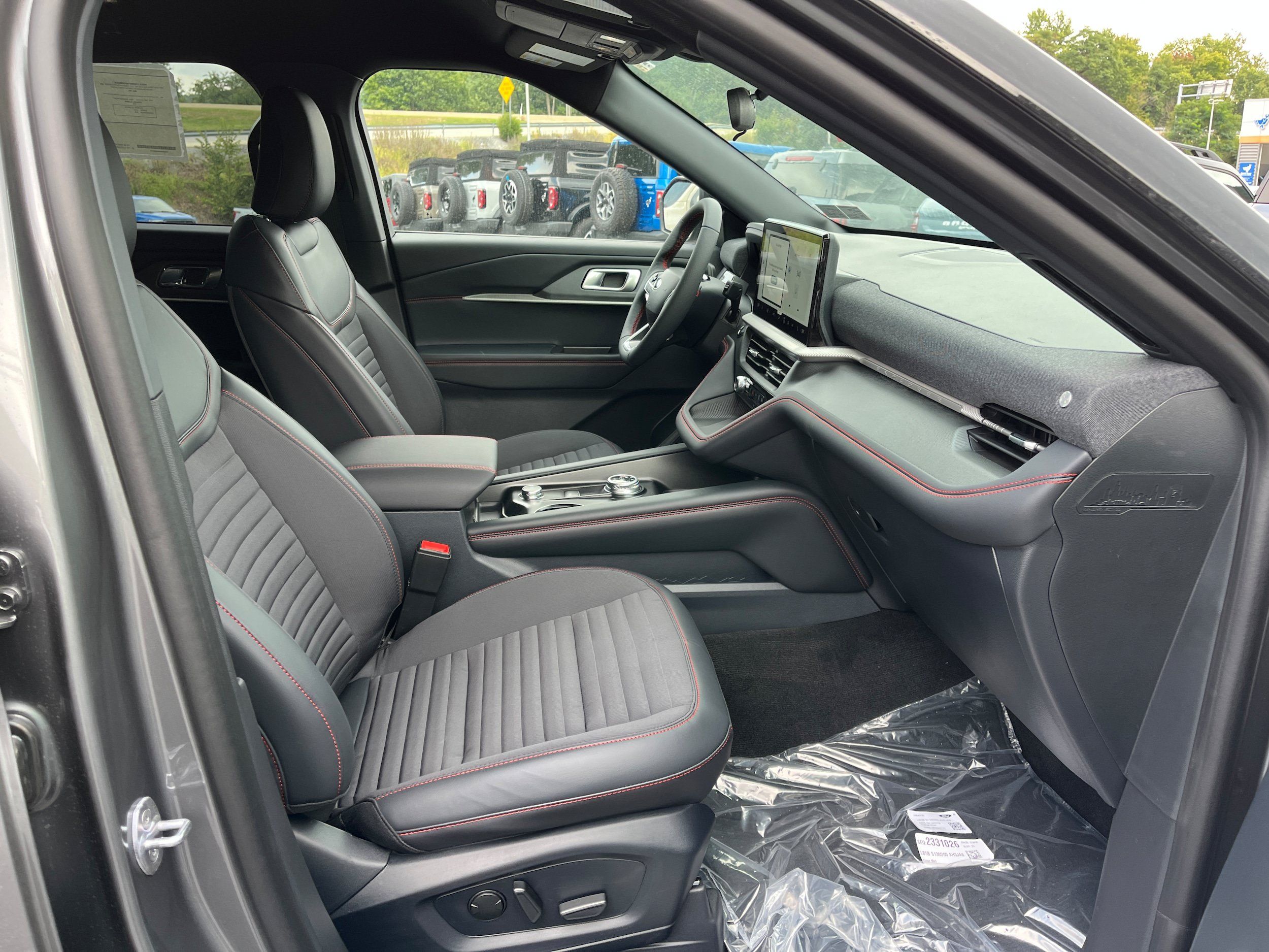 New 2027 Ford Explorer ST-Line AWD/4WD image 6