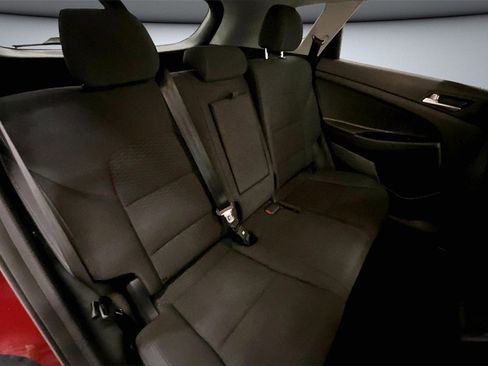 Used 2019 Hyundai Tucson SE image 25