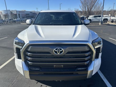 Used 2023 Toyota Tundra Limited image 6