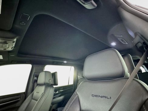 Certified 2021 GMC Yukon XL Denali w/ Denali Premium Package image 14