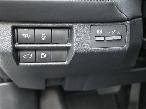 Used 2021 Toyota Avalon XLE w/ Carpet Mat Package (TMS) image 21