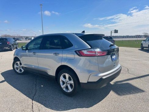 Used 2022 Ford Edge SE image 7