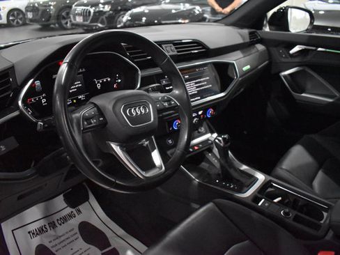 Used 2023 Audi Q3 2.0T Premium Plus w/ Premium Plus Package AWD/4WD image 11