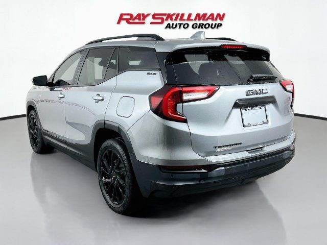 Used 2023 GMC Terrain SLE w/ Driver Convenience Package FWD image 5