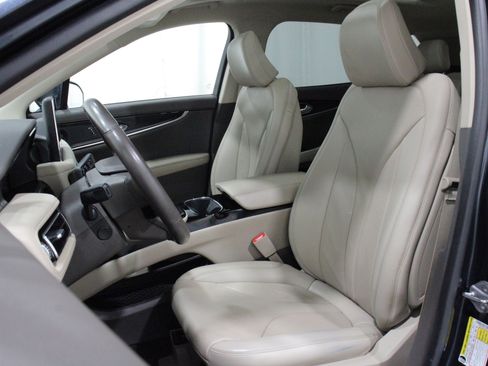 Used 2022 Lincoln Nautilus Reserve image 5