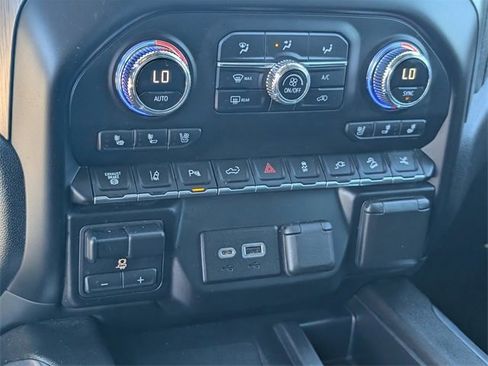 Certified 2023 GMC Sierra 2500 Denali w/ Denali Ultimate Package image 16