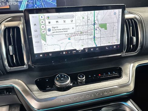 New 2026 Ford Expedition Platinum w/ Driver's Package image 21