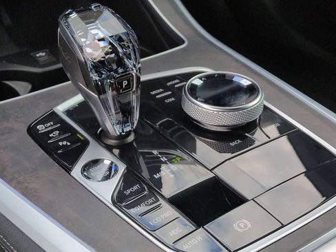 Used 2022 BMW X5 xDrive40i w/ M Sport Package image 33