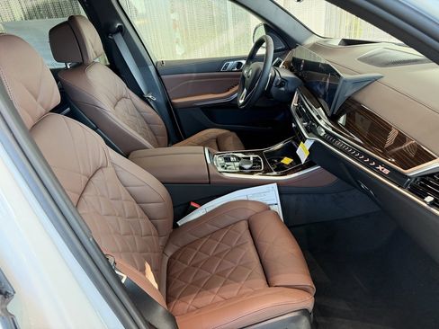 New 2026 BMW X5 xDrive40i w/ Climate Comfort Package image 14