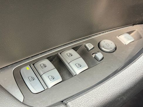 Used 2023 BMW X3 sDrive30i w/ M Sport Package RWD image 21