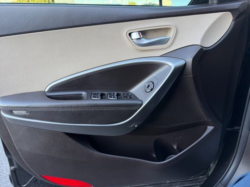 Used 2019 Hyundai Santa Fe XL SE image 13