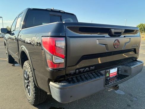 Used 2024 Nissan Titan PRO-4X AWD/4WD image 4