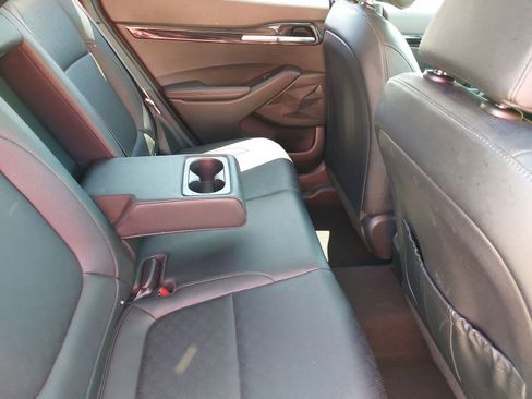 Used 2021 Kia Seltos SX w/ SX Sunroof Package AWD/4WD image 13