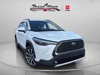 Used 2022 Toyota Corolla Cross XLE w/ Convenience Package video 1
