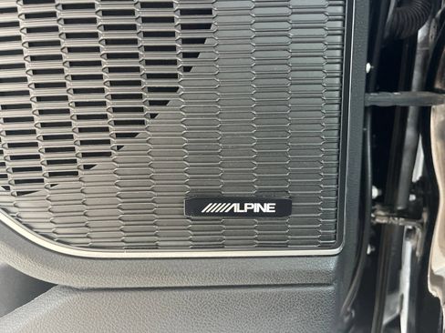Used 2021 Jeep Grand Cherokee L Limited AWD/4WD image 19