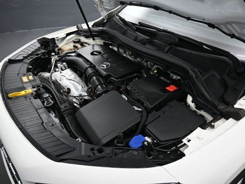 Used 2021 Mercedes-Benz GLA 250 image 50