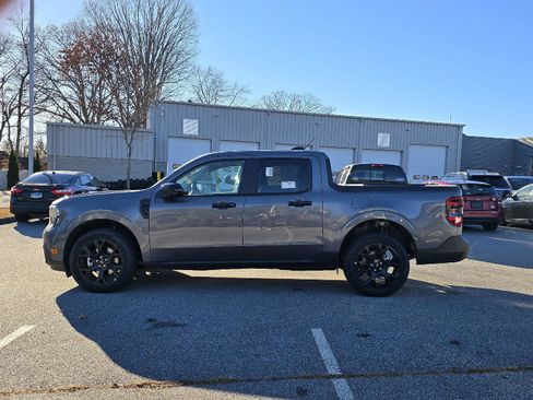 New 2025 Ford Maverick XLT w/ XLT Luxury Package AWD/4WD image 8