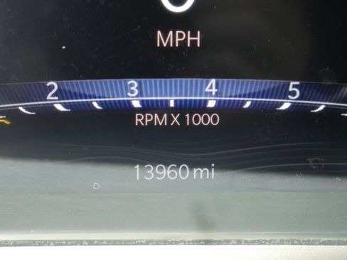 Used 2025 Jeep Grand Cherokee Altitude AWD/4WD image 19