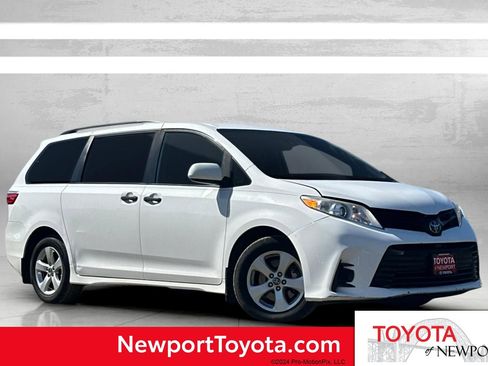 Used 2019 Toyota Sienna L FWD image 1