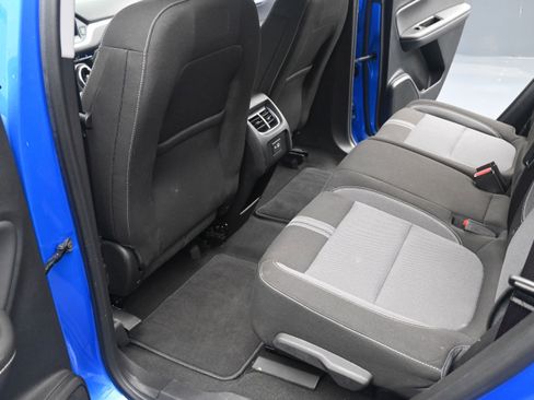 Used 2025 Chevrolet Blazer LT AWD/4WD image 13
